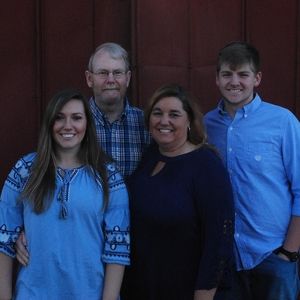 Meet your Posher, Anna